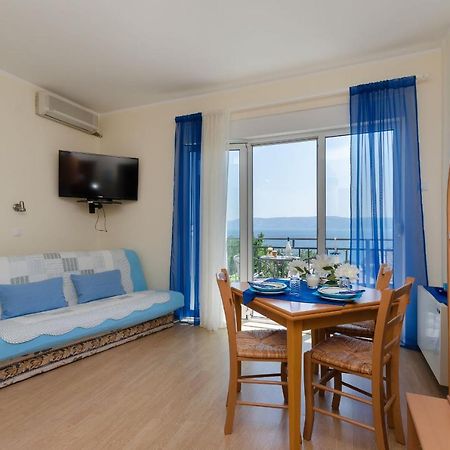 Apartments And Room Drazen Нови-Винодолски Экстерьер фото