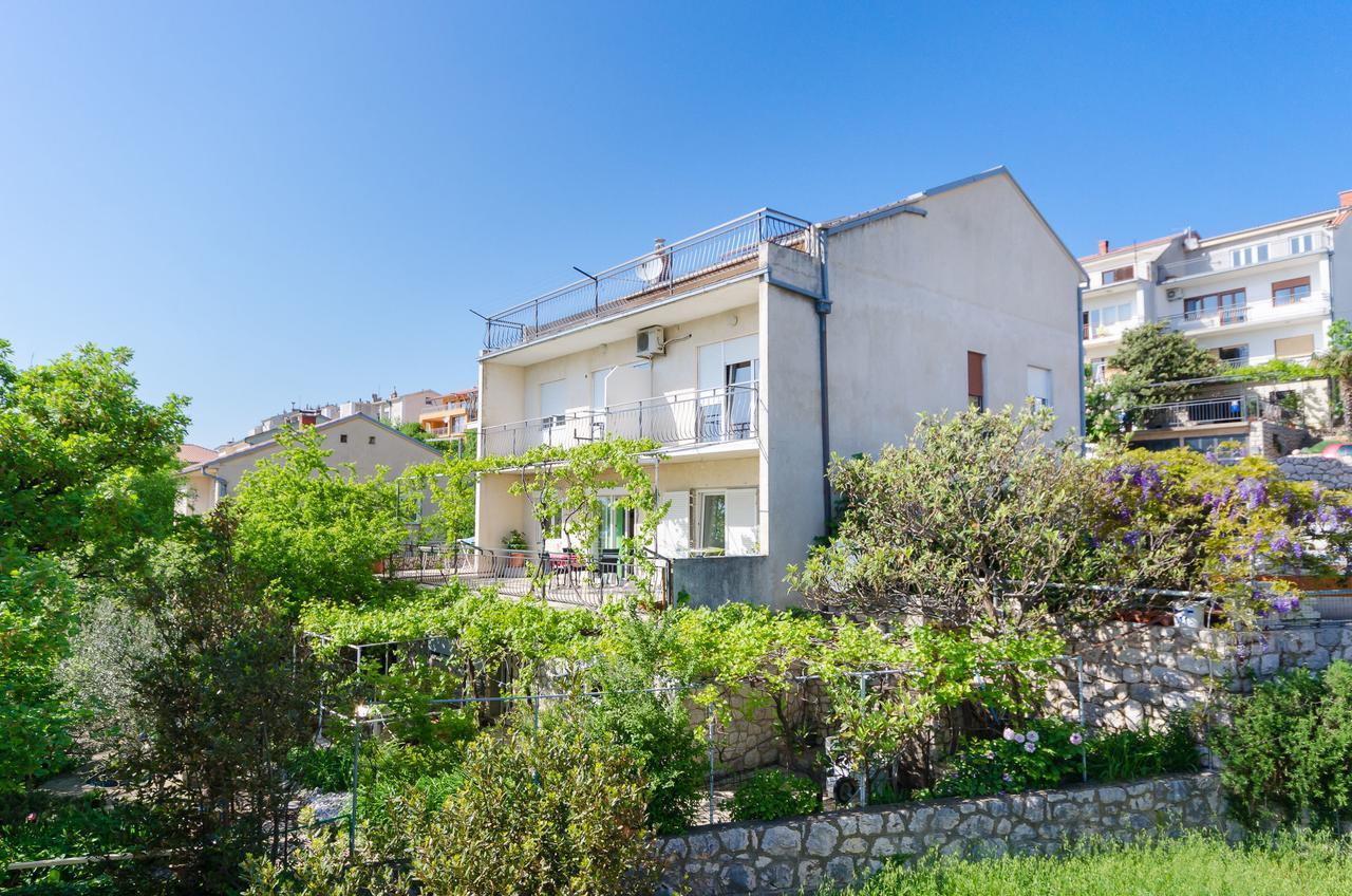 Apartments And Room Drazen Нови-Винодолски Экстерьер фото