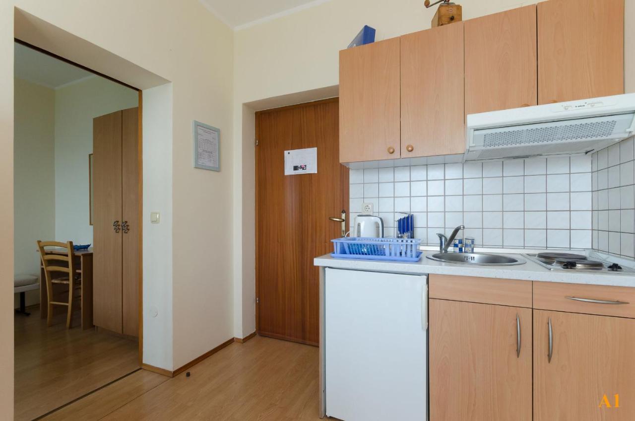 Apartments And Room Drazen Нови-Винодолски Экстерьер фото