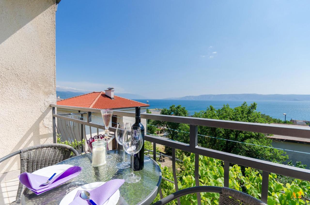 Apartments And Room Drazen Нови-Винодолски Экстерьер фото