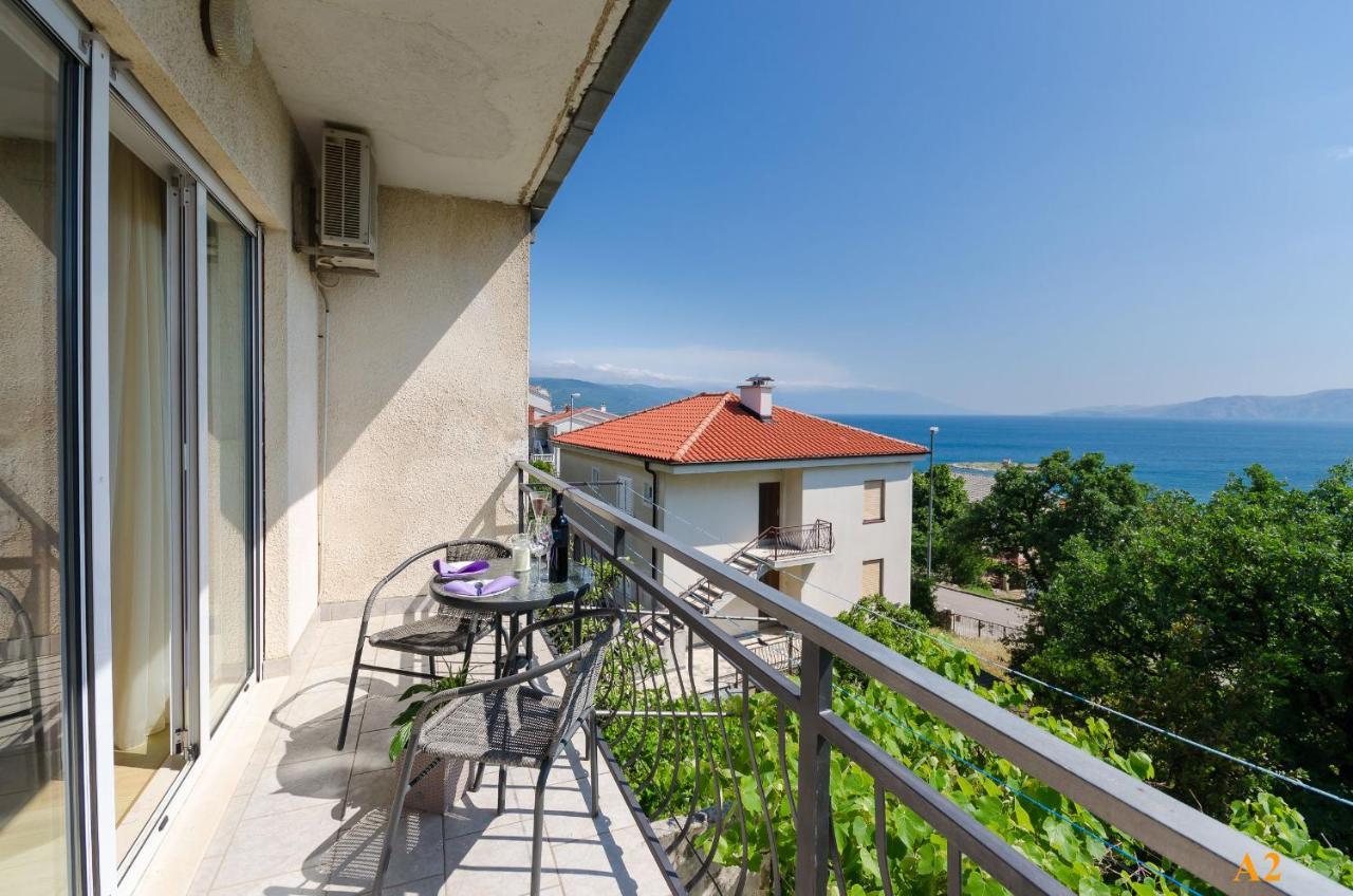 Apartments And Room Drazen Нови-Винодолски Экстерьер фото