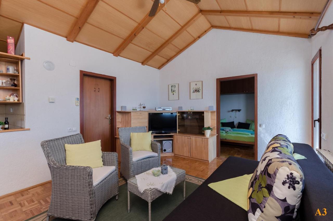Apartments And Room Drazen Нови-Винодолски Экстерьер фото